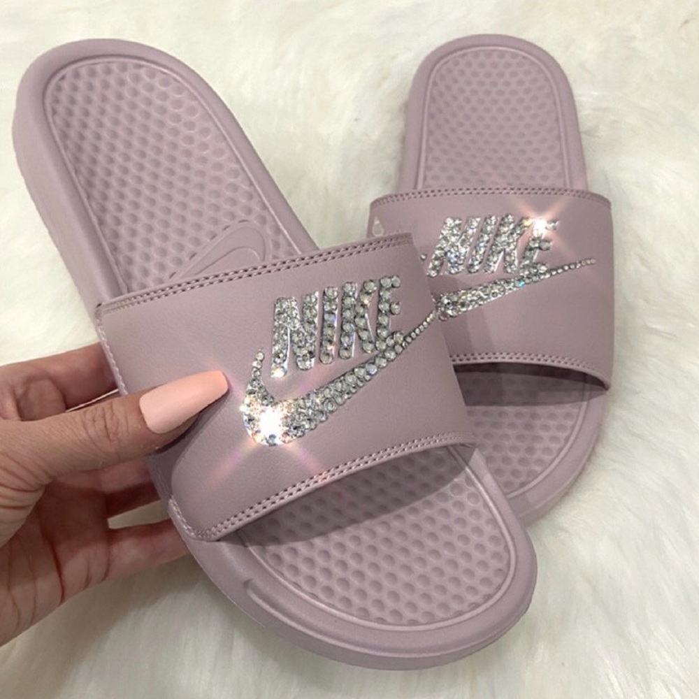 Nike Bling Slides - Picture 2 of 2